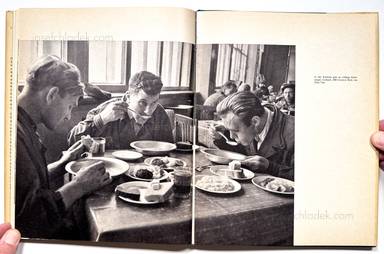 Sample page 5 for book "Lapierre, Dominique, &Jean-Pierre Pedrazzini, René Ramon – Dominique Lapierre, Jean-Pierre Pedrazzini, René Ramon - So lebt man heute in Rußland" Sample page 5 for book "Lapierre, Dominique, &Jean-Pierre Pedrazzini, René Ramon – Dominique Lapierre, Jean-Pierre Pedrazzini, René Ramon - So lebt man heute in Rußland"