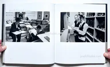 Sample page 8 for book "Piatti, Livio – Livio Piatti - Schtetl Zürich - Von orthodoxen jüdischen Nachbarn - Orthodox Jewish Neighbors" Sample page 8 for book "Piatti, Livio – Livio Piatti - Schtetl Zürich - Von orthodoxen jüdischen Nachbarn - Orthodox Jewish Neighbors"