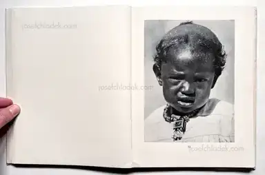 Sample page 37 for book "Renger-Patzsch, Albert – Albert Renger-Patzsch - Die Welt ist schön. Einhundert photographische Aufnahmen." Sample page 37 for book "Renger-Patzsch, Albert – Albert Renger-Patzsch - Die Welt ist schön. Einhundert photographische Aufnahmen."