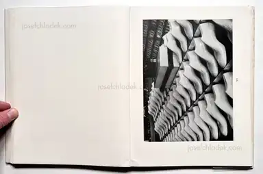 Sample page 27 for book "Renger-Patzsch, Albert – Albert Renger-Patzsch - Die Welt ist schön. Einhundert photographische Aufnahmen." Sample page 27 for book "Renger-Patzsch, Albert – Albert Renger-Patzsch - Die Welt ist schön. Einhundert photographische Aufnahmen."