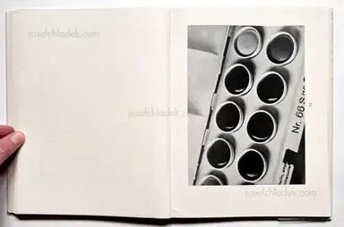 Sample page 25 for book "Renger-Patzsch, Albert – Albert Renger-Patzsch - Die Welt ist schön. Einhundert photographische Aufnahmen." Sample page 25 for book "Renger-Patzsch, Albert – Albert Renger-Patzsch - Die Welt ist schön. Einhundert photographische Aufnahmen."