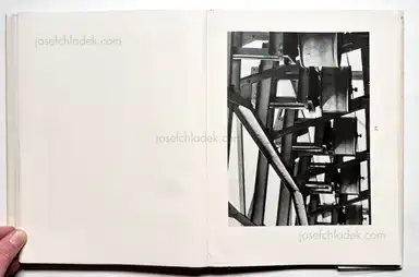 Sample page 16 for book "Renger-Patzsch, Albert – Albert Renger-Patzsch - Die Welt ist schön. Einhundert photographische Aufnahmen." Sample page 16 for book "Renger-Patzsch, Albert – Albert Renger-Patzsch - Die Welt ist schön. Einhundert photographische Aufnahmen."