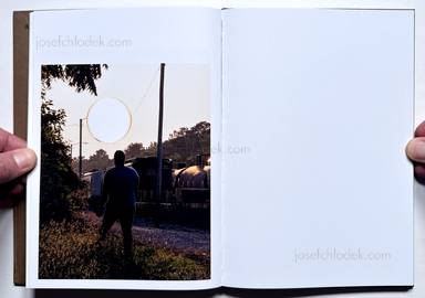 Sample page 8 for book Raymond Thompson Jr &ndash; It&rsquo;s hard to stop rebels that time travel