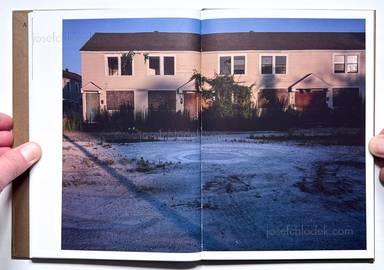 Sample page 14 for book Raymond Thompson Jr &ndash; It&rsquo;s hard to stop rebels that time travel