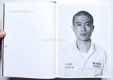 Sample page 26 for book "Hsieh, Tehching – Tehching Hsieh - One Year Performance 1978–1979" Sample page 26 for book "Hsieh, Tehching – Tehching Hsieh - One Year Performance 1978–1979"