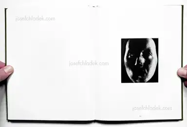 Sample page 7 for book "Davison, Jack – Jack Davison - 13–15 November. Portraits: London" Sample page 7 for book "Davison, Jack – Jack Davison - 13–15 November. Portraits: London"