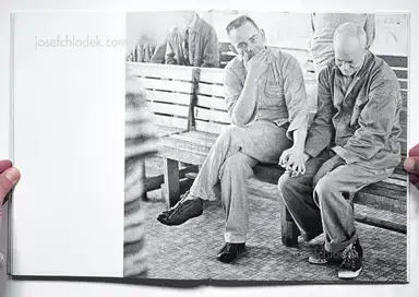 Sample page 4 for book "Avedon, Richard – Richard Avedon - Nothing Personal" Sample page 4 for book "Avedon, Richard – Richard Avedon - Nothing Personal"