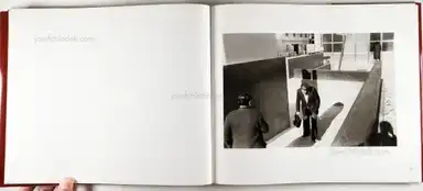 Sample page 14 for book "Clement, Krass – Krass Clement - Af en bys breve. Fotografier fra Lissabon" Sample page 14 for book "Clement, Krass – Krass Clement - Af en bys breve. Fotografier fra Lissabon"