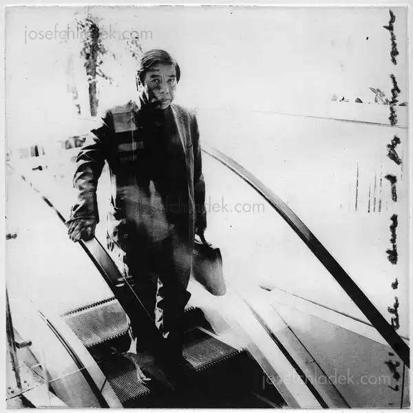 David Mondedeu - From the East, Light - Spread 13