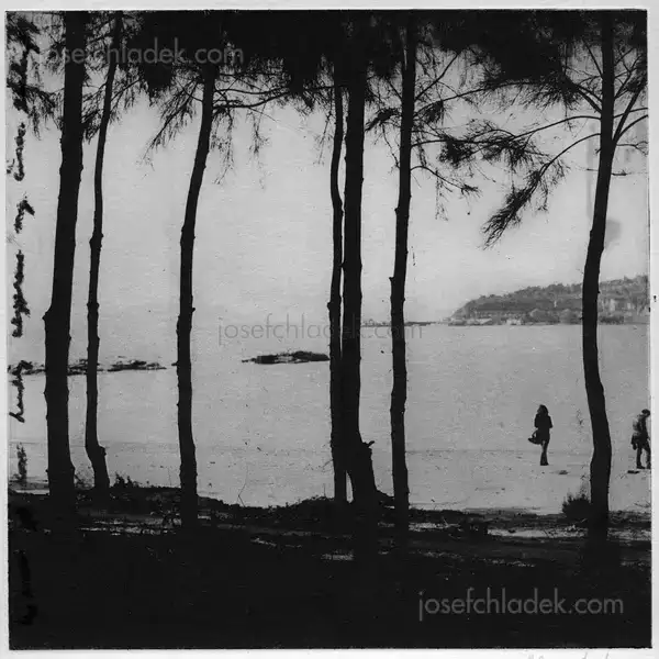 David Mondedeu - From the East, Light - Spread 17