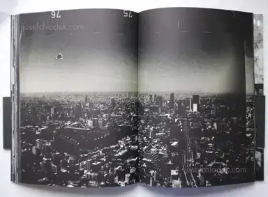Sample page 2 for book "Bitesnich, Andreas – Andreas H. Bitesnich - Deeper Shades #02 Tokyo" Sample page 2 for book "Bitesnich, Andreas – Andreas H. Bitesnich - Deeper Shades #02 Tokyo"