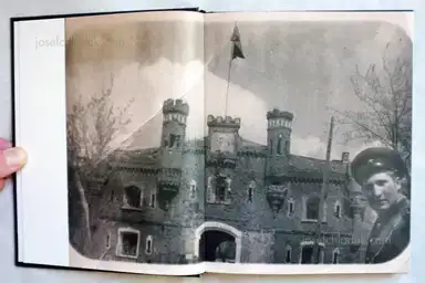 Sample page 28 for book "Sputnik Photos – Sputnik Photos - stand by" Sample page 28 for book "Sputnik Photos – Sputnik Photos - stand by"