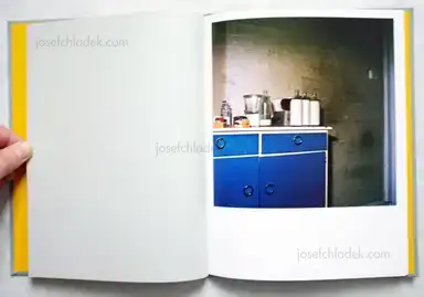 Sample page 7 for book "Moore, David – David Moore - Pictures From The Real World" Sample page 7 for book "Moore, David – David Moore - Pictures From The Real World"