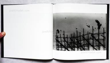 Sample page 5 for book  Masahisa Fukase – Karasu (The Solitude of Ravens)