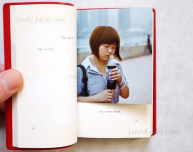 Sample page 11 for book "de Middel, Cristina – Cristina de Middel - Party: Quotations from Chairman Mao Tsetong" Sample page 11 for book "de Middel, Cristina – Cristina de Middel - Party: Quotations from Chairman Mao Tsetong"