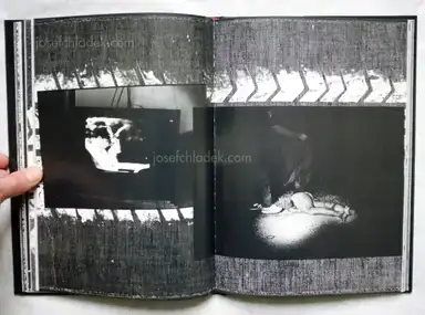 Sample page 6 for book "Blenkinsop, Philip – Philip Blenkinsop - The cars that ate Bangkok" Sample page 6 for book "Blenkinsop, Philip – Philip Blenkinsop - The cars that ate Bangkok"