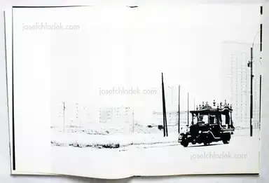 Sample page 10 for book "Pirelli, Giulia / Orsi, Carlo / Buzzati, Dino – Giulia Pirelli and Carlo Orsi - Milano" Sample page 10 for book "Pirelli, Giulia / Orsi, Carlo / Buzzati, Dino – Giulia Pirelli and Carlo Orsi - Milano"