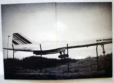 Sample page 11 for book "Bitesnich, Andreas – Andreas H. Bitesnich - Deeper Shades #03 Paris" Sample page 11 for book "Bitesnich, Andreas – Andreas H. Bitesnich - Deeper Shades #03 Paris"