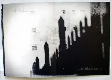 Sample page 1 for book "Bitesnich, Andreas – Andreas H. Bitesnich - Deeper Shades #03 Paris" Sample page 1 for book "Bitesnich, Andreas – Andreas H. Bitesnich - Deeper Shades #03 Paris"