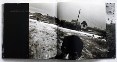 Sample page 10 for book  Paolo Pellegrin – Kosovo 1999-2000