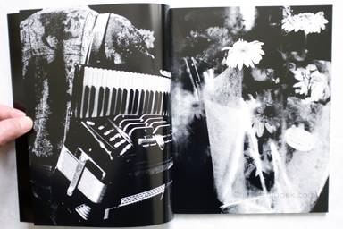 Sample page 1 for book  Takehiko Nakafuji – Enter the mirror