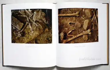 Sample page 4 for book "Hugo, Pieter – Pieter Hugo - Rwanda 2004: Vestiges of a Genocide" Sample page 4 for book "Hugo, Pieter – Pieter Hugo - Rwanda 2004: Vestiges of a Genocide"