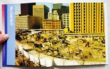 Sample page 9 for book "Onaka, Koji – Koji Onaka - Tokyo Candy Box" Sample page 9 for book "Onaka, Koji – Koji Onaka - Tokyo Candy Box"