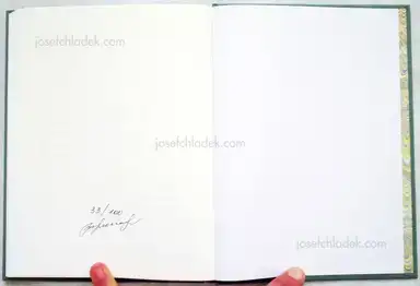 Sample page 1 for book "Borissova, Julia – Julia Borissova - Running to the Edge" Sample page 1 for book "Borissova, Julia – Julia Borissova - Running to the Edge"