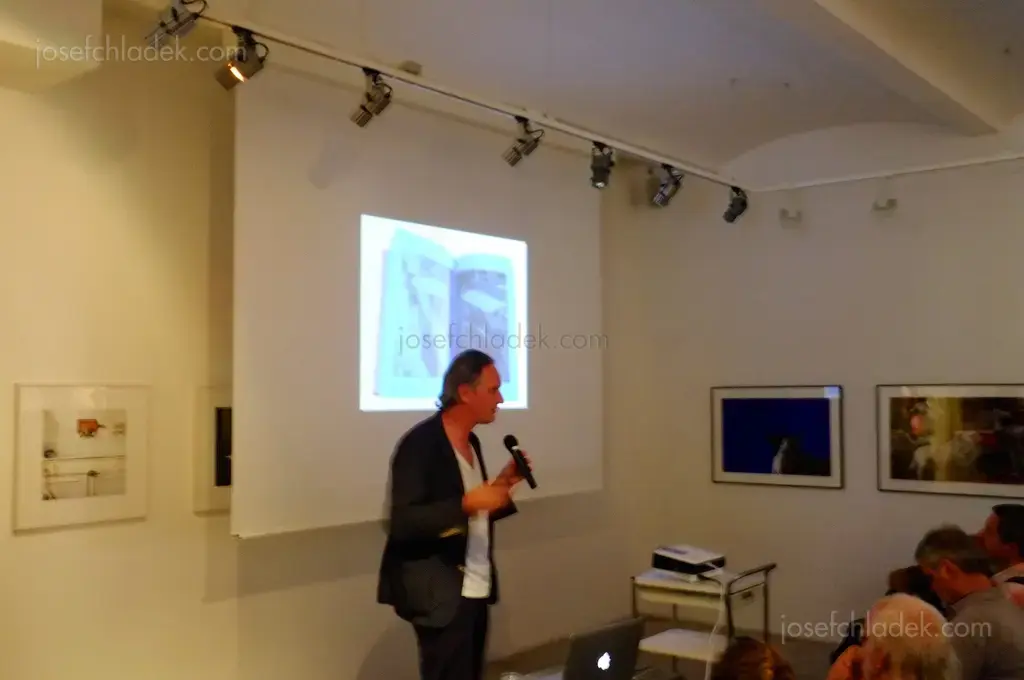 Erik Kessels showing "Tables to Meet"