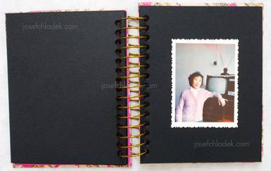 Sample page 6 for book "Kessels, Erik & Suavin, Thomas (Ed.) – Thomas Sauvin & Erik Kessels - ME TV" Sample page 6 for book "Kessels, Erik & Suavin, Thomas (Ed.) – Thomas Sauvin & Erik Kessels - ME TV"