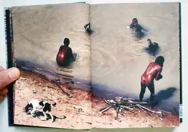 Sample page 18 for book "Rio Branco, Miguel – Miguel Rio Branco - Você Está Feliz?" Sample page 18 for book "Rio Branco, Miguel – Miguel Rio Branco - Você Está Feliz?"