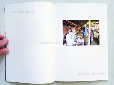 Sample page 9 for book "Eberhard, Roger – Roger Eberhard - Martin Parr looking at books" Sample page 9 for book "Eberhard, Roger – Roger Eberhard - Martin Parr looking at books"