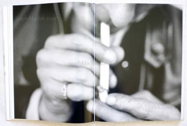 Sample page 17 for book "Goldberg, Jim – Jim Goldberg - Rich and Poor" Sample page 17 for book "Goldberg, Jim – Jim Goldberg - Rich and Poor"