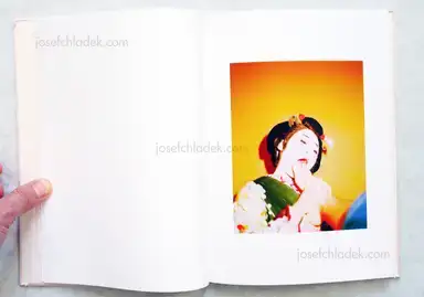 Sample page 6 for book "Usui, Kazuyoshi – Kazuyoshi Usui - Showa88 / 昭和88年" Sample page 6 for book "Usui, Kazuyoshi – Kazuyoshi Usui - Showa88 / 昭和88年"