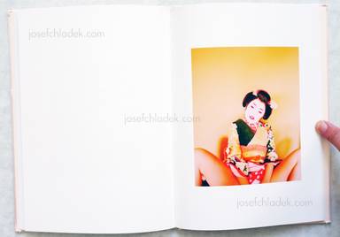 Sample page 2 for book "Usui, Kazuyoshi – Kazuyoshi Usui - Showa88 / 昭和88年" Sample page 2 for book "Usui, Kazuyoshi – Kazuyoshi Usui - Showa88 / 昭和88年"