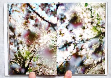 Sample page 1 for book "Tanaka, Aki – Aki Tanaka - Sunshine Pulse 游ぐ太陽" Sample page 1 for book "Tanaka, Aki – Aki Tanaka - Sunshine Pulse 游ぐ太陽"