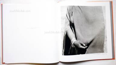 Sample page 6 for book "Goldblatt, David – David Goldblatt - Particulars" Sample page 6 for book "Goldblatt, David – David Goldblatt - Particulars"