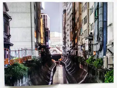 Sample page 6 for book "Piotrowicz, Jan – Jan Piotrowicz - Ebisu Canal" Sample page 6 for book "Piotrowicz, Jan – Jan Piotrowicz - Ebisu Canal"