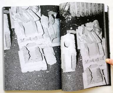 Sample page 15 for book  Hiroshi Takizawa – étude II コンクリート・イズ・オン・マイ・マインド The Concrete Is On My Mind