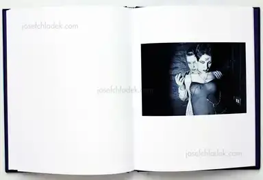 Sample page 6 for book "Knorr, Karen & Richon, Olivier – Karen Knorr & Olivier Richon - PUNKS" Sample page 6 for book "Knorr, Karen & Richon, Olivier – Karen Knorr & Olivier Richon - PUNKS"