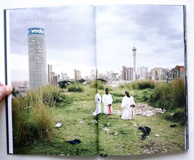 Sample page 4 for book  Mikhael & Waterhouse Subotzky – Ponte City