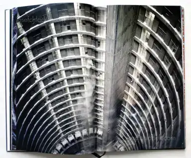 Sample page 20 for book "Subotzky, Mikhael & Waterhouse, Patrick – Mikhael Subotzky & Patrick Waterhouse - Ponte City" Sample page 20 for book "Subotzky, Mikhael & Waterhouse, Patrick – Mikhael Subotzky & Patrick Waterhouse - Ponte City"