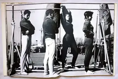 Sample page 8 for book "Klein, William – William Klein - Moskau" Sample page 8 for book "Klein, William – William Klein - Moskau"