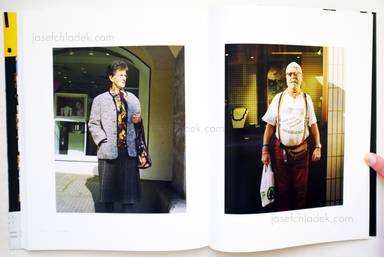 Sample page 2 for book "Mavric, Christopher – Christopher Mavric - Wildfremd - Street Portraits from Graz & Vienna" Sample page 2 for book "Mavric, Christopher – Christopher Mavric - Wildfremd - Street Portraits from Graz & Vienna"