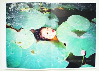 Sample page 11 for book "Hang, Ren – Ren Hang - 野生 (‘Wild’)" Sample page 11 for book "Hang, Ren – Ren Hang - 野生 (‘Wild’)"