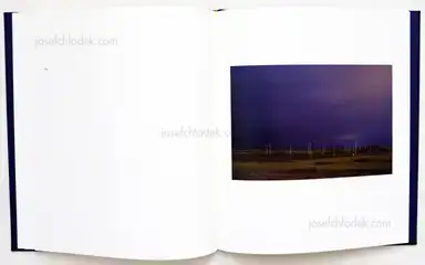 Sample page 5 for book "Richardson, Stuart – Stuart Richardson - Sodium Sun / Natríum Sól" Sample page 5 for book "Richardson, Stuart – Stuart Richardson - Sodium Sun / Natríum Sól"