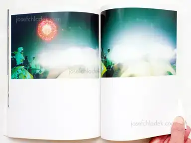 Sample page 3 for book "Kawauchi, Rinko – Rinko Kawauchi - Hanabi (川内倫子 花火)" Sample page 3 for book "Kawauchi, Rinko – Rinko Kawauchi - Hanabi (川内倫子 花火)"