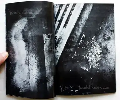 Sample page 9 for book "Araki, Nobuyoshi – Nobuyoshi Araki - Benjo (高瀬芳夫 荒木経惟 便所 ゲリバラ5)" Sample page 9 for book "Araki, Nobuyoshi – Nobuyoshi Araki - Benjo (高瀬芳夫 荒木経惟 便所 ゲリバラ5)"