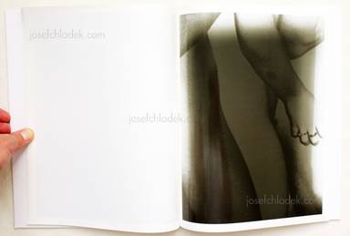 Sample page 9 for book  Dirk Braeckman – Sisyphe