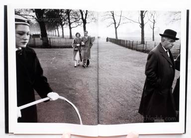 Sample page 2 for book  Sergio Larrain – Londres